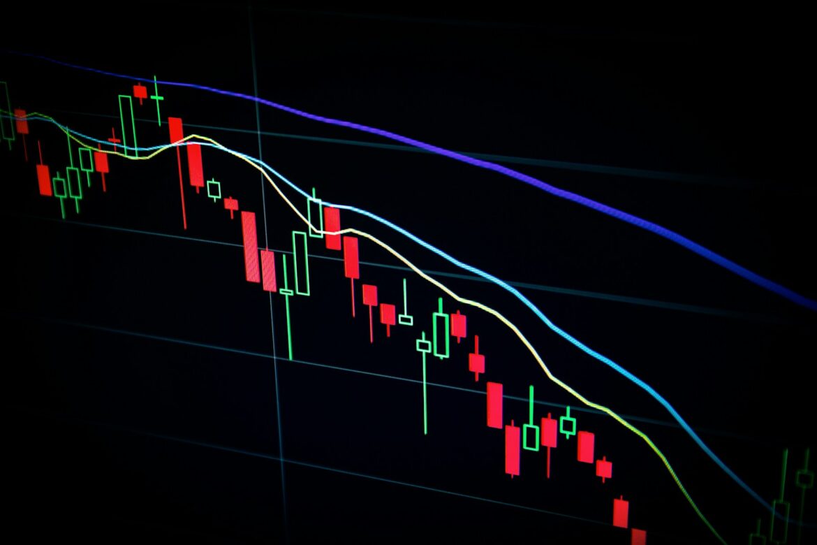 Financial trading screens illustrating global markets, oil prices and the US Federal Reserve decision